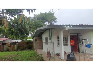 CASA EN SANTA ISABEL DE LAS TABLAS