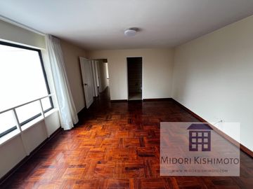 Flat en Javier Prado Oeste Cdra 5 - San Isidro