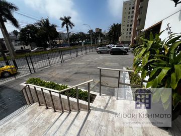 Flat en Javier Prado Oeste Cdra 5 - San Isidro