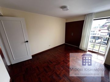 Flat en Javier Prado Oeste Cdra 5 - San Isidro