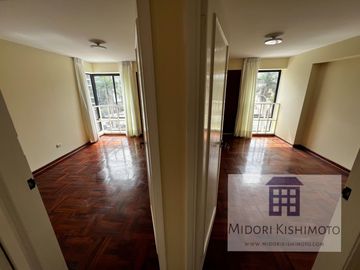 Flat en Javier Prado Oeste Cdra 5 - San Isidro