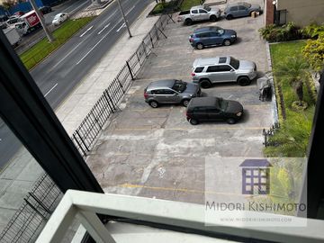 Flat en Javier Prado Oeste Cdra 5 - San Isidro