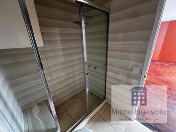 Flat en Javier Prado Oeste Cdra 5 - San Isidro