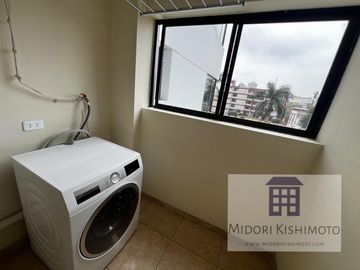 Flat en Javier Prado Oeste Cdra 5 - San Isidro