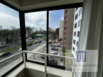Flat en Javier Prado Oeste Cdra 5 - San Isidro