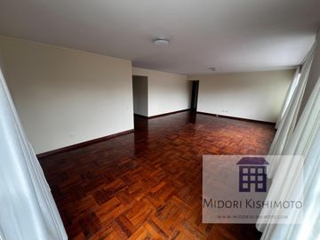 Flat en Javier Prado Oeste Cdra 5 - San Isidro