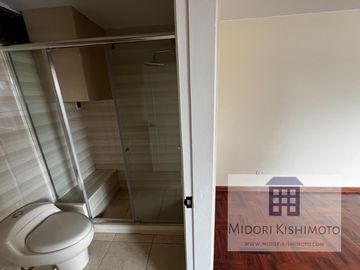 Flat en Javier Prado Oeste Cdra 5 - San Isidro