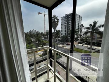 Flat en Javier Prado Oeste Cdra 5 - San Isidro