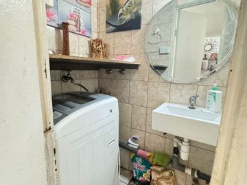 Se Vende!! Luminoso Y Amplio Depto. Dúplex En Villa Frei