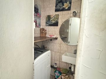 Se Vende!! Luminoso Y Amplio Depto. Dúplex En Villa Frei