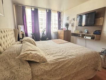 Se Vende!! Luminoso Y Amplio Depto. Dúplex En Villa Frei