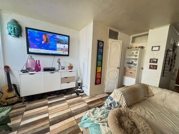 Se Vende!! Luminoso Y Amplio Depto. Dúplex En Villa Frei