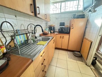 Se Vende!! Luminoso Y Amplio Depto. Dúplex En Villa Frei