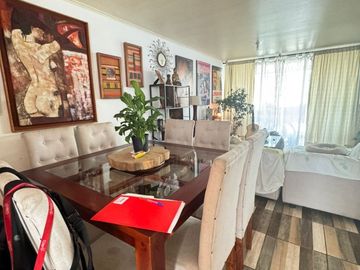 Se Vende!! Luminoso Y Amplio Depto. Dúplex En Villa Frei