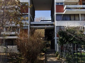 Se Vende!! Luminoso Y Amplio Depto. Dúplex En Villa Frei