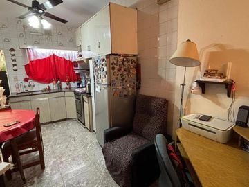 Casa PH en venta en Piñeyro