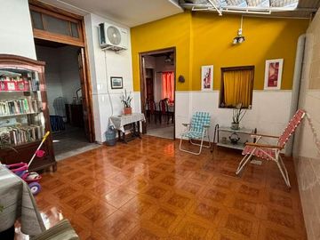 Casa PH en venta en Piñeyro