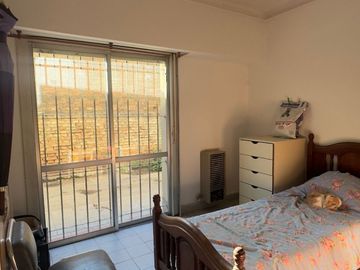 Casa en venta de 5 dormitorios c/ cochera en Centro Oeste