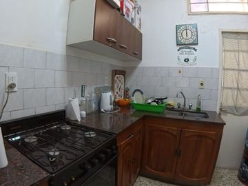 Casa en venta de 5 dormitorios c/ cochera en Centro Oeste