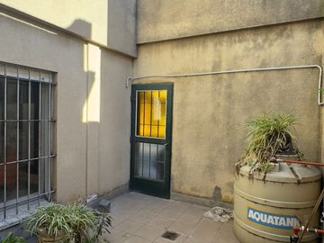 Casa en venta de 5 dormitorios c/ cochera en Centro Oeste