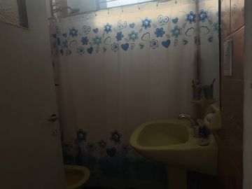 Casa en venta de 5 dormitorios c/ cochera en Centro Oeste