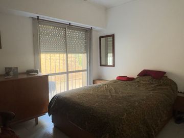 Casa en venta de 5 dormitorios c/ cochera en Centro Oeste