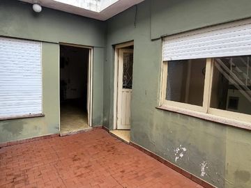 Departamento Tipo Casa en venta en Lanus Oeste