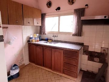Departamento Tipo Casa en venta en Lanus Oeste
