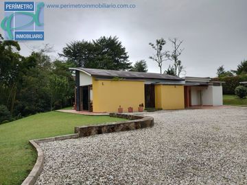 Casa en Venta Ubicado en CARMEN DE VIBORAL Codigo 2755
