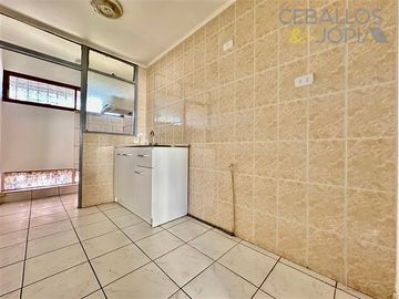 Local Comercial en Venta en Avenida Victoria con Ignacio Carrera Pinto