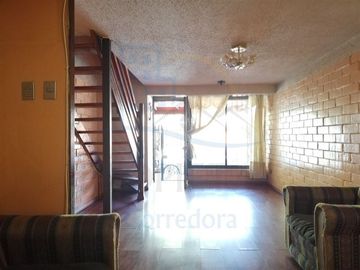 Casa en Venta en Venta Casa 3D 2B 2E, Metro Cinco Pinos, San Bernardo