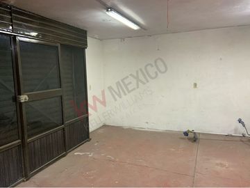 Inmueble comercial en venta, locales comercial, bodega y salón de eventos.