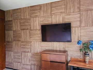 Casa con acción incluida en venta en privada en el Yucatán Country Club.