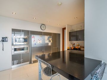 Venta espectacular departamento Vidalta Bosques de las Lomas (R)