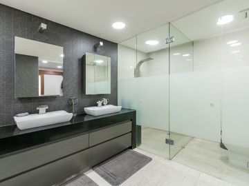 Venta espectacular departamento Vidalta Bosques de las Lomas (R)