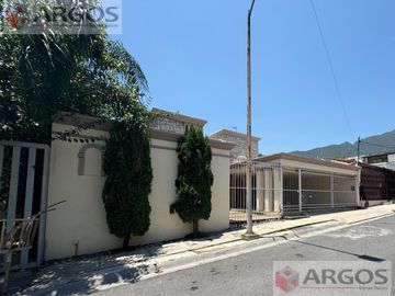 CASA EN VENTA EN VISTA HERMOSA
