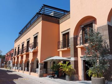New 2 bedroom lock off condo for sale in downtown Tequisquiapan (1518)