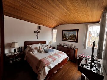 CASA BARRIO CASTILLA- CONJUNTO CERRADO - BOGOTA