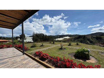 Vendo Casa Campestre con hermosa vista verde