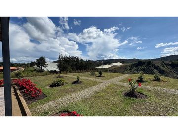 Vendo Casa Campestre con hermosa vista verde
