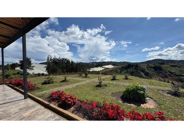 Vendo Casa Campestre con hermosa vista verde