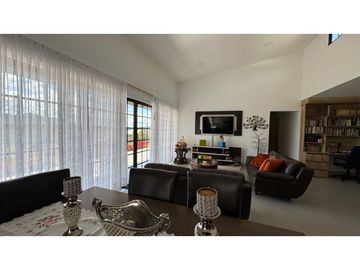 Vendo Casa Campestre con hermosa vista verde