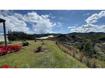 Vendo Casa Campestre con hermosa vista verde