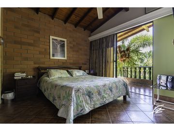 FINCA CAMPESTRE EN VENTA EN SAN JERONIMO,ANTIOQUIA