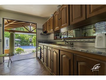 FINCA CAMPESTRE EN VENTA EN SAN JERONIMO,ANTIOQUIA