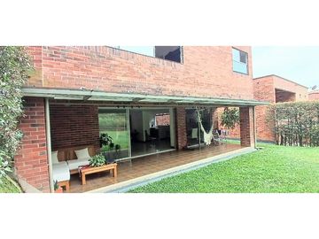 Benedictinos Venta Casa 2 niveles - lo que tu familia necesita