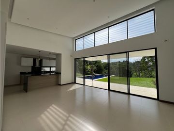 VENTA CASA CAMPESTRE CONJUNTO EXCLUSIVO ZONA EL EDEN
