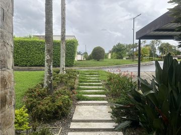 VENTA CASA CAMPESTRE CONJUNTO EXCLUSIVO ZONA EL EDEN