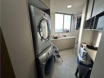 APARTAMENTO DE LUJO EN ALTO PRADO