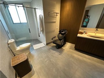APARTAMENTO DE LUJO EN ALTO PRADO